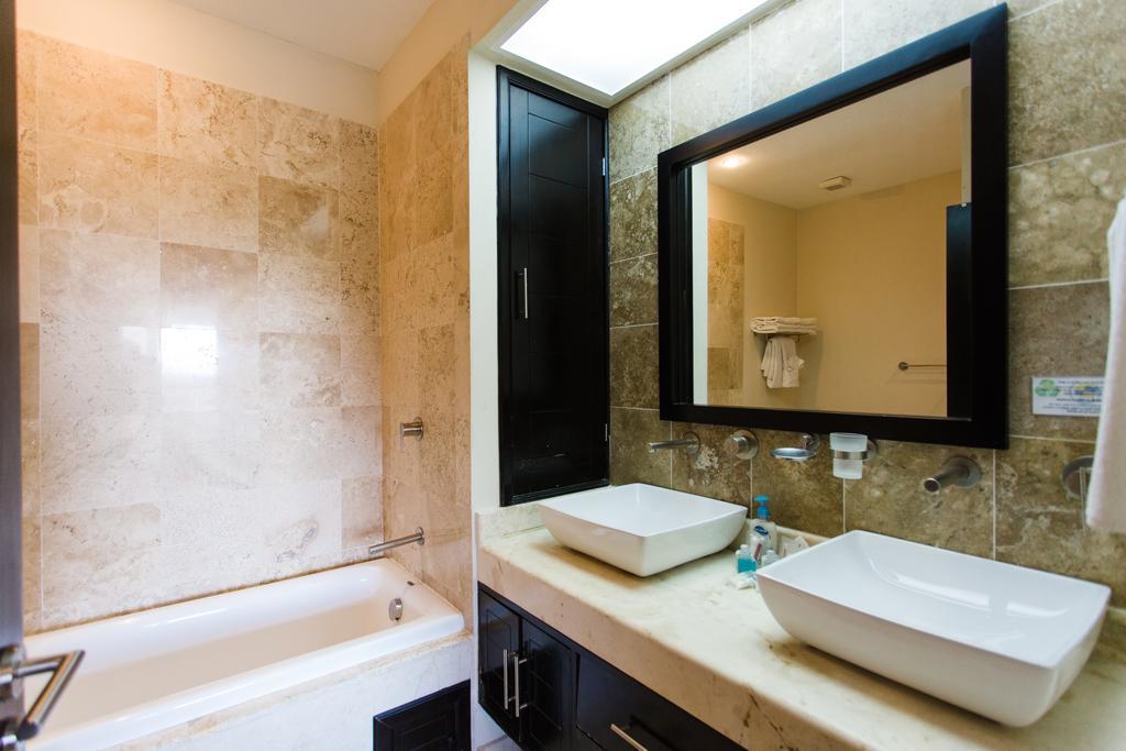 Oceanfront El Faro Surf 302 Apartment ปลายาเดลการ์เมน ภายนอก รูปภาพ